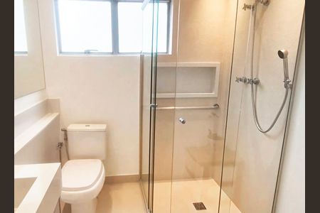 Apartamento à venda com 72m², 2 quartos e 1 vaga Apartamento à venda com 72m², 2 quartos e 1 vagaBanheiro da Suíte 2