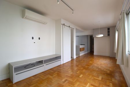 Sala de apartamento para alugar com 2 quartos, 72m² em Itaim Bibi, São Paulo