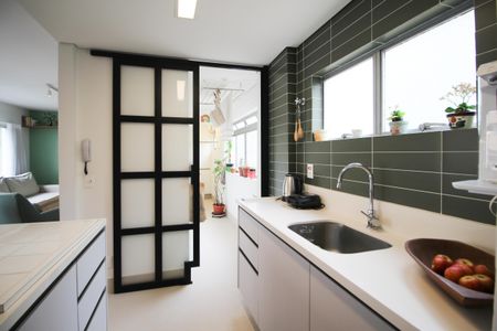 Apartamento à venda com 72m², 2 quartos e 1 vaga Apartamento à venda com 72m², 2 quartos e 1 vagaCozinha