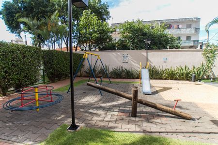 Apartamento à venda com 70m², 3 quartos e 1 vaga Apartamento à venda com 70m², 3 quartos e 1 vagaÁrea comum - Playground
