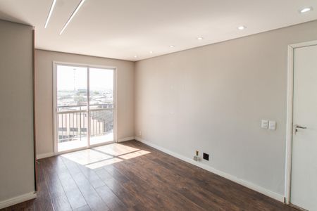 Apartamento à venda com 70m², 3 quartos e 1 vaga Apartamento à venda com 70m², 3 quartos e 1 vagaSala