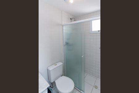 Apartamento à venda com 70m², 3 quartos e 1 vaga Apartamento à venda com 70m², 3 quartos e 1 vagaBanheiro da Suíte