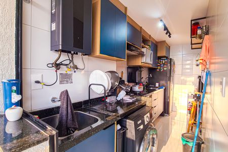 Apartamento à venda com 125m², 3 quartos e 2 vagas Apartamento à venda com 125m², 3 quartos e 2 vagasCozinha e Área de Serviço