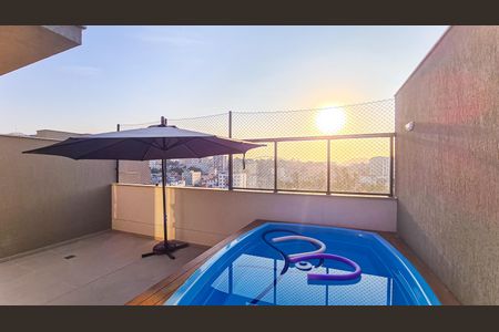 Apartamento à venda com 125m², 3 quartos e 2 vagas Apartamento à venda com 125m², 3 quartos e 2 vagasTerraço