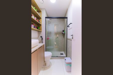 Apartamento à venda com 125m², 3 quartos e 2 vagas Apartamento à venda com 125m², 3 quartos e 2 vagasBanheiro da Suíte