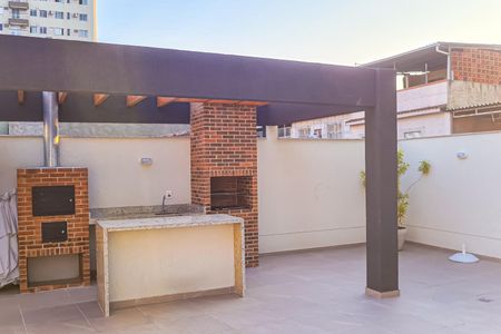 Apartamento à venda com 125m², 3 quartos e 2 vagas Apartamento à venda com 125m², 3 quartos e 2 vagasÁrea comum - Churrasqueira