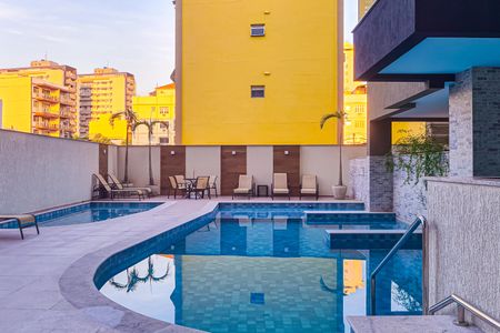 Apartamento à venda com 125m², 3 quartos e 2 vagas Apartamento à venda com 125m², 3 quartos e 2 vagasÁrea comum - Piscina
