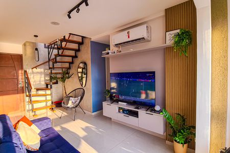 Apartamento à venda com 125m², 3 quartos e 2 vagas Apartamento à venda com 125m², 3 quartos e 2 vagasSala