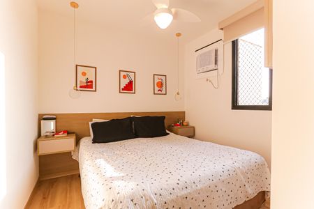 Apartamento à venda com 125m², 3 quartos e 2 vagas Apartamento à venda com 125m², 3 quartos e 2 vagasSuíte