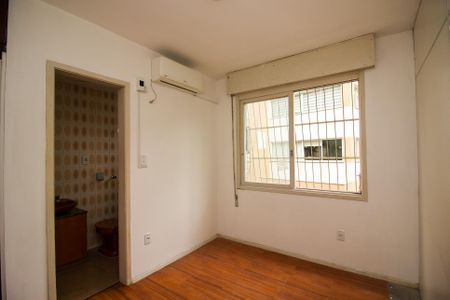 Quarto de casa à venda com 1 quarto, 32m² em Santana, Porto Alegre