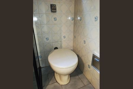 Casa para alugar com 190m², 3 quartos e 2 vagasBanheiro Social