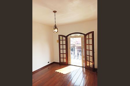 Casa para alugar com 190m², 3 quartos e 2 vagasSuíte 1