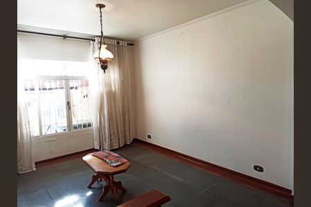 Casa para alugar com 190m², 3 quartos e 2 vagasSala