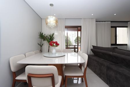 Apartamento à venda com 81m², 2 quartos e 2 vagasSala de Jantar