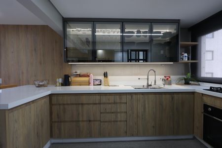 Apartamento à venda com 81m², 2 quartos e 2 vagasCozinha