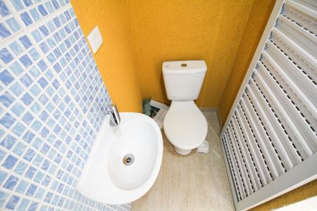 Casa à venda com 110m², 2 quartos e 1 vagaLavabo