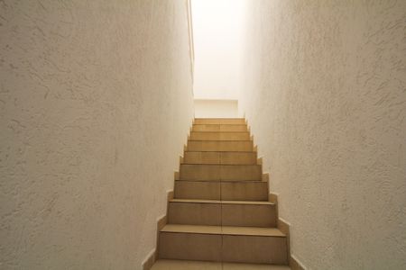 Casa à venda com 110m², 2 quartos e 1 vagaEscadas