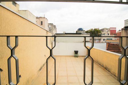 Casa à venda com 110m², 2 quartos e 1 vagaTerraço