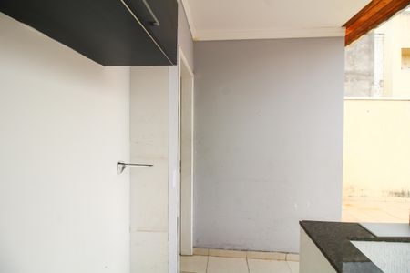 Casa à venda com 110m², 2 quartos e 1 vagaÁrea de Serviço 2