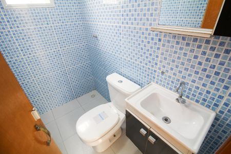 Casa à venda com 110m², 2 quartos e 1 vagaBanheiro 3 