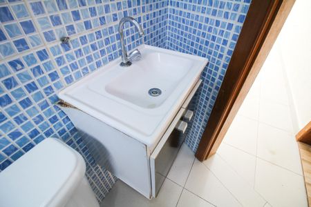 Casa à venda com 110m², 2 quartos e 1 vagaBanheiro 3 