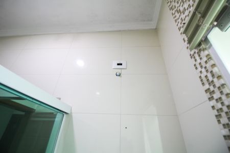 Casa à venda com 110m², 2 quartos e 1 vagaBanheiro 1