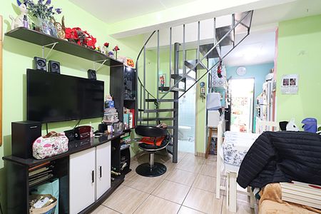 Sala de casa para alugar com 2 quartos, 42m² em Cecília, Viamão