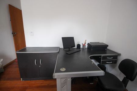 Suíte de casa para alugar com 3 quartos, 168m² em Vila Ernesto, São Paulo