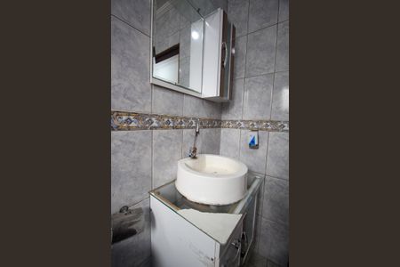 Casa para alugar com 168m², 3 quartos e 2 vagasBanheiro Social