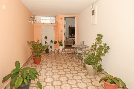 Casa à venda com 120m², 3 quartos e 2 vagas Casa à venda com 120m², 3 quartos e 2 vagasGaragem e Frente da Casa