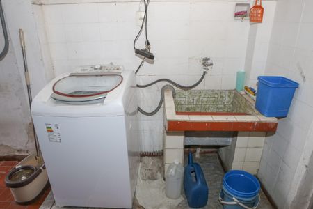 Casa à venda com 120m², 3 quartos e 2 vagas Casa à venda com 120m², 3 quartos e 2 vagasÁrea de Serviço