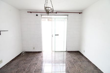 Casa para alugar com 200m², 3 quartos e 5 vagasSala