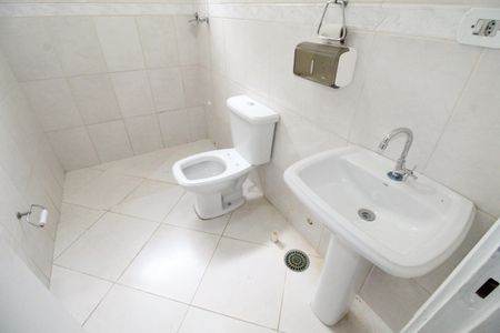 Casa para alugar com 200m², 3 quartos e 5 vagasBanheiro