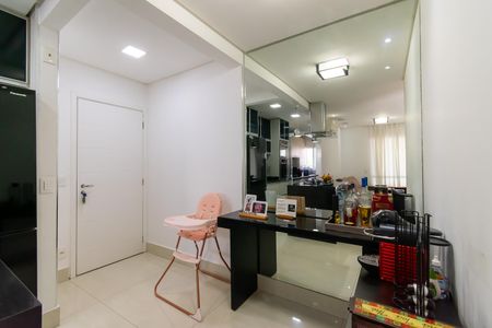 Apartamento à venda com 65m², 2 quartos e 1 vagaSala