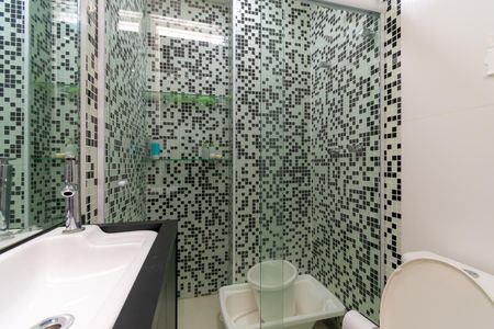 Apartamento à venda com 65m², 2 quartos e 1 vagaBanheiro 2