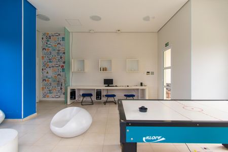 Apartamento à venda com 65m², 2 quartos e 1 vagaÁrea comum - Sala de Jogos