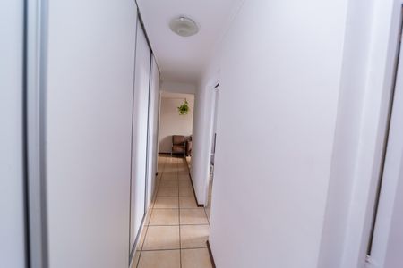 Apartamento à venda com 70m², 2 quartos e 1 vaga Apartamento à venda com 70m², 2 quartos e 1 vagaCorredor