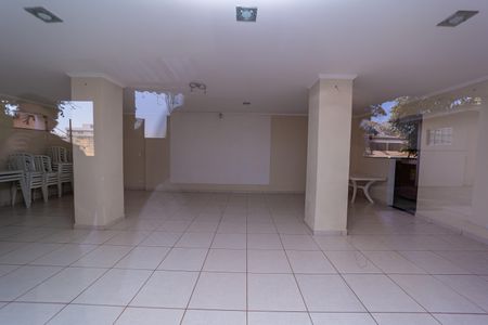 Apartamento à venda com 70m², 2 quartos e 1 vaga Apartamento à venda com 70m², 2 quartos e 1 vagaÁrea comum - Salão de festas