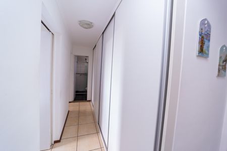 Apartamento à venda com 70m², 2 quartos e 1 vaga Apartamento à venda com 70m², 2 quartos e 1 vagaCorredor