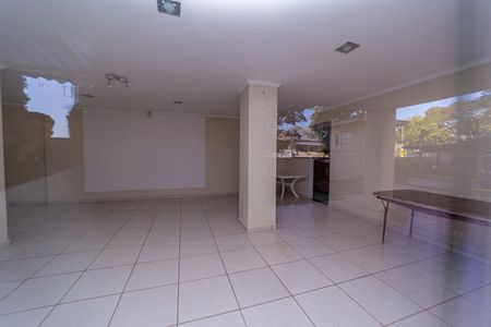 Apartamento à venda com 70m², 2 quartos e 1 vaga Apartamento à venda com 70m², 2 quartos e 1 vagaÁrea comum - Salão de festas