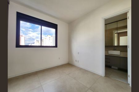 Apartamento à venda com 69m², 2 quartos e 2 vagasSuíte 2
