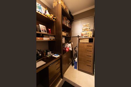 Apartamento à venda com 108m², 2 quartos e 2 vagasEscritório