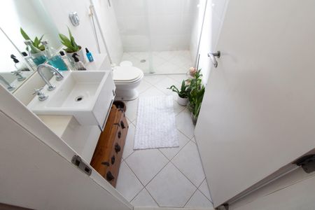 Apartamento à venda com 108m², 2 quartos e 2 vagasBanheiro Social