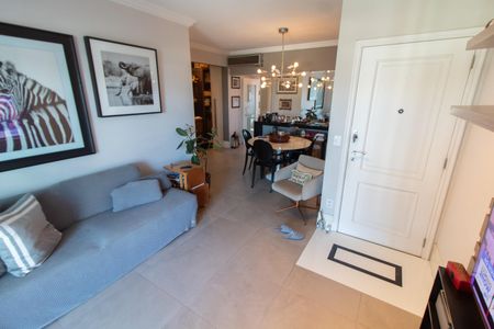 Apartamento à venda com 108m², 2 quartos e 2 vagasSala