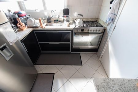 Apartamento à venda com 108m², 2 quartos e 2 vagasCozinha