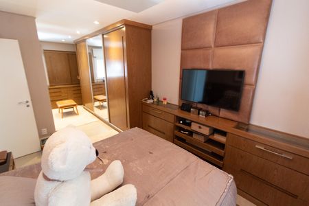 Apartamento à venda com 108m², 2 quartos e 2 vagasSuíte