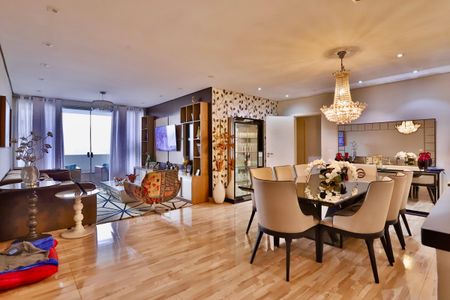 Apartamento à venda com 212m², 3 quartos e 2 vagasSala