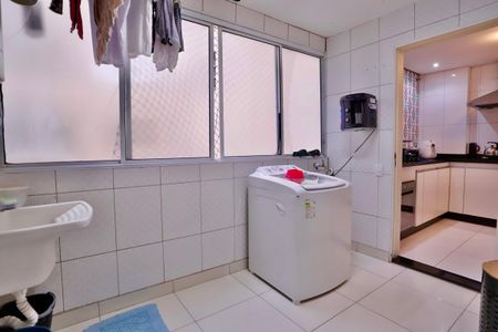 Apartamento à venda com 212m², 3 quartos e 2 vagasLavanderia