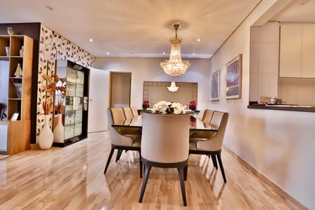 Apartamento à venda com 212m², 3 quartos e 2 vagasSala de Jantar
