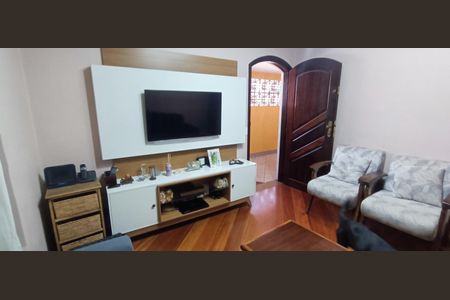 Sala de casa para alugar com 3 quartos, 206m² em Jardim Leonidas Moreira, São Paulo